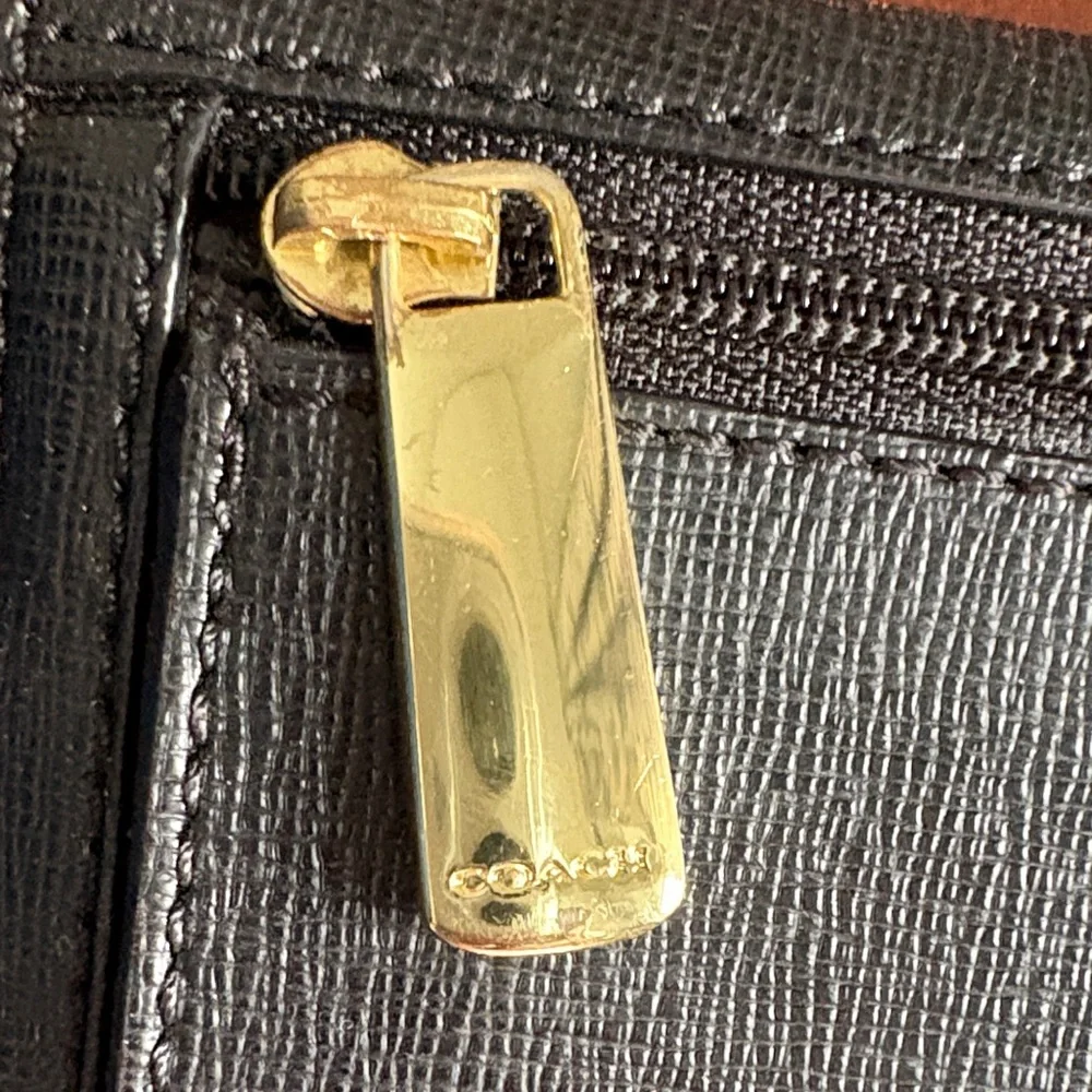 Coach Black Leather Clutch Wallet - Picture 5 of 15
